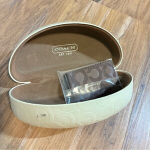 Coach Clamshell Eyeglasses Case Sunglasses Case White C Logo with new Wipe
